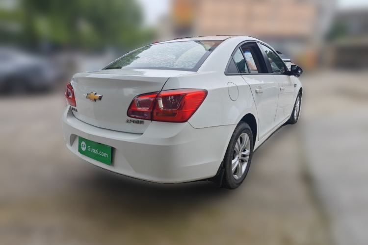 Used Chevrolet Cruze 2015 1.5L Classic SE MT Rear Right 45 Deg