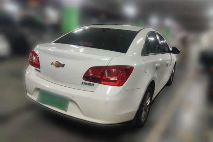 Used Chevrolet Cruze 2015 1.5L Classic SE AT Rear Right 45 Deg