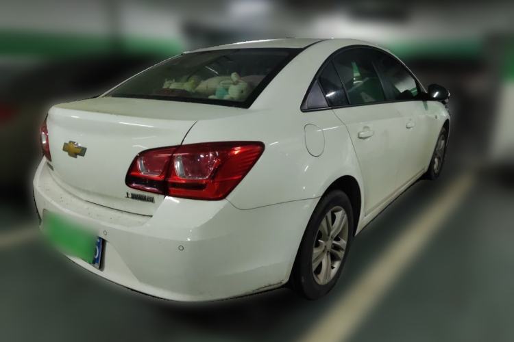 Used Chevrolet Cruze 2015 1.5L Classic SE AT Rear Right 45 Deg