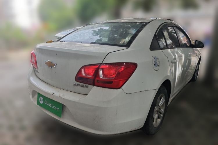 Used Chevrolet Cruze 2015 1.5L Classic SL MT Rear Right 45 Deg