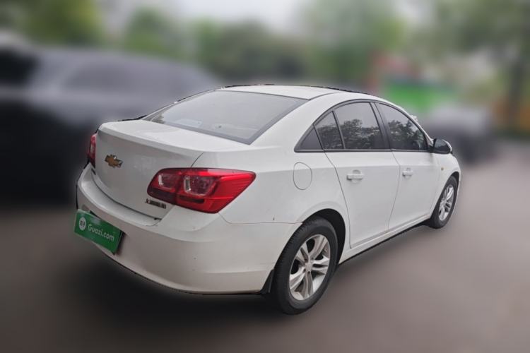 Used Chevrolet Cruze 2015 1.5L Classic SL MT Rear Right 45 Deg