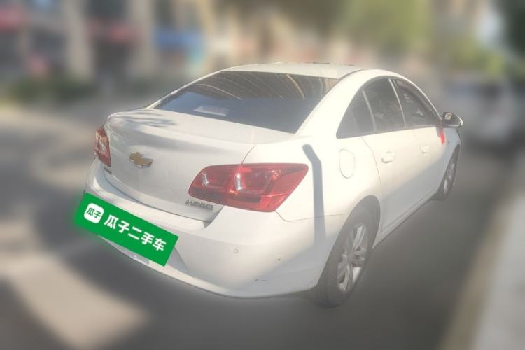 Used Chevrolet Cruze 2015 1.5L Classic SE AT Rear Right 45 Deg
