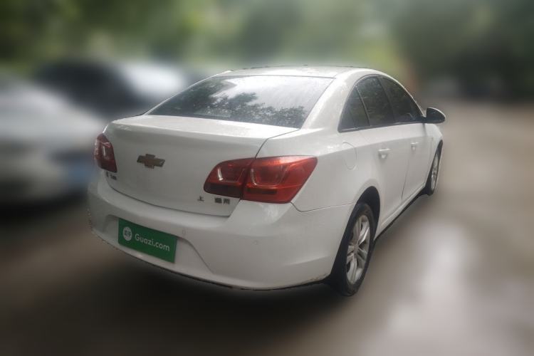 Used Chevrolet Cruze 2015 1.5L Classic SE AT Rear Right 45 Deg