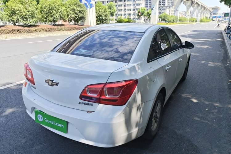 Used Chevrolet Cruze 2015 1.5L Classic SL MT Rear Right 45 Deg