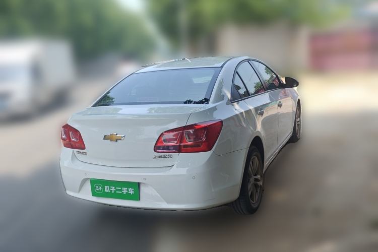 Used Chevrolet Cruze 2015 1.5L Classic SE AT Rear Right 45 Deg