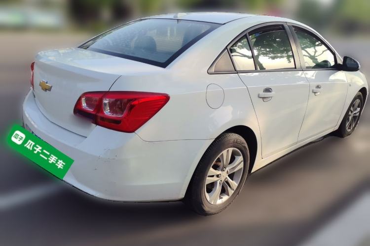 Used Chevrolet Cruze 2015 1.5L Classic SE MT Rear Right 45 Deg
