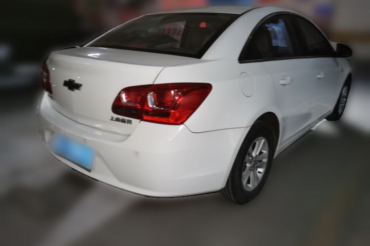 Used Chevrolet Cruze 2015 1.5L Classic SL MT Rear Right 45 Deg