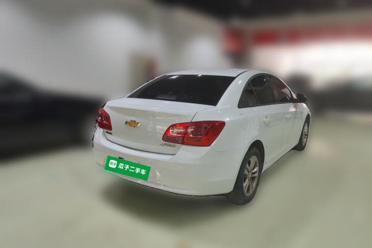 Used Chevrolet Cruze 2015 1.5L Classic SE AT Rear Right 45 Deg