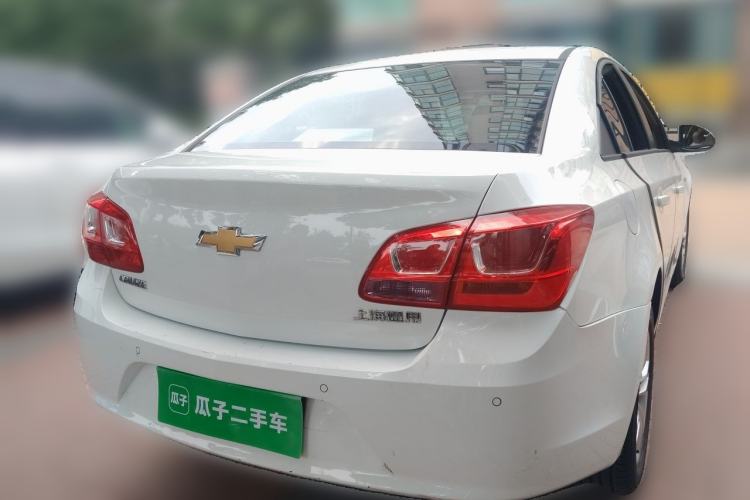 Used Chevrolet Cruze 2015 1.5L Classic SE AT Rear Right 45 Deg