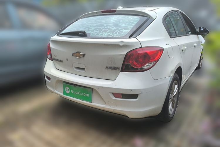 Used Chevrolet Cruze 2015 Hatchback 1.6L Automatic Comfort Edition Rear Right 45 Deg