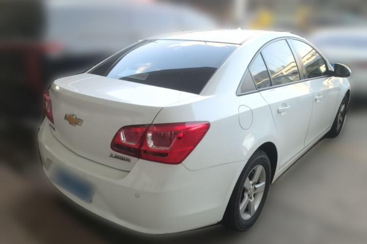 Used Chevrolet Cruze 2015 1.5L Classic SL MT Rear Right 45 Deg