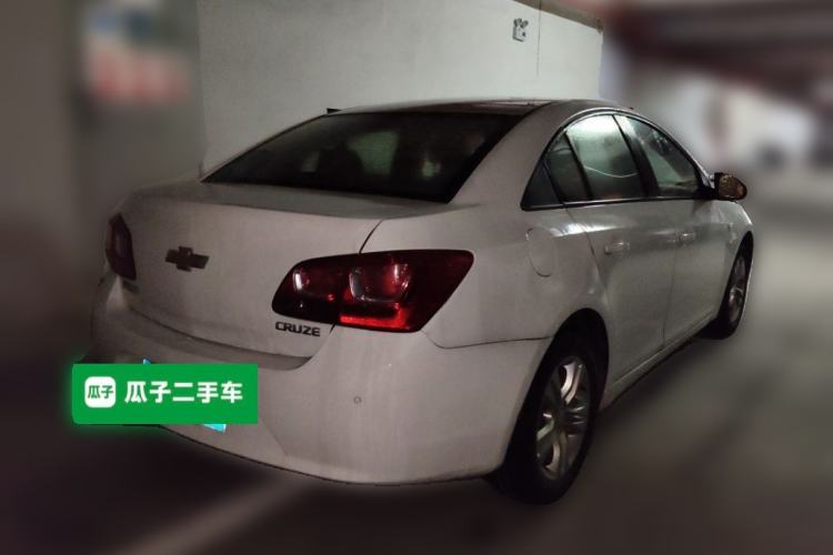 Used Chevrolet Cruze 2015 1.5L Classic SE AT Rear Right 45 Deg