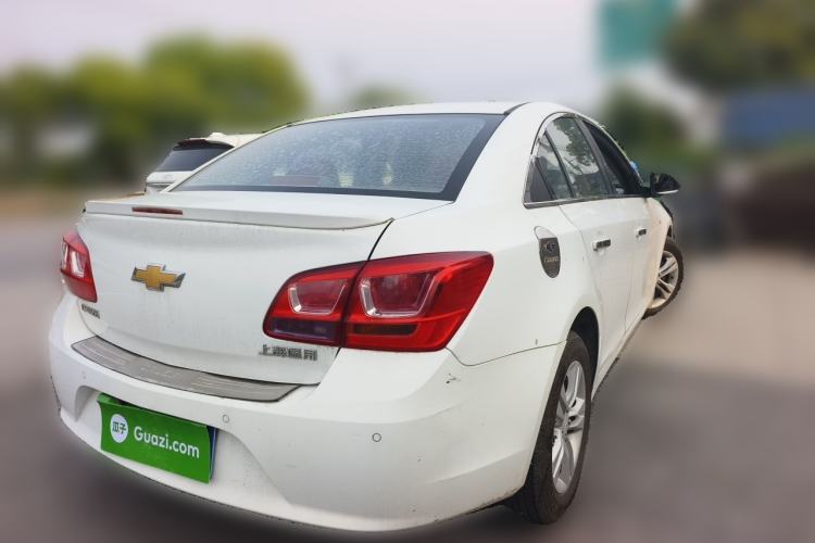 Used Chevrolet Cruze 2015 1.5L Classic SE AT Rear Right 45 Deg