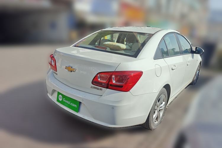 Used Chevrolet Cruze 2015 1.5L Classic SE AT Rear Right 45 Deg