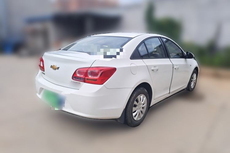 Used Chevrolet Cruze 2015 1.5L Classic SL MT Rear Right 45 Deg