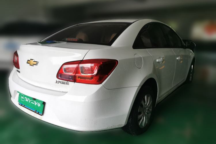 Used Chevrolet Cruze 2015 1.5L Classic SL MT Rear Right 45 Deg