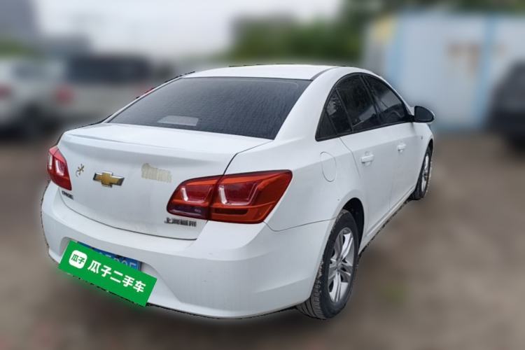 Used Chevrolet Cruze 2015 1.5L Classic SE MT Rear Right 45 Deg