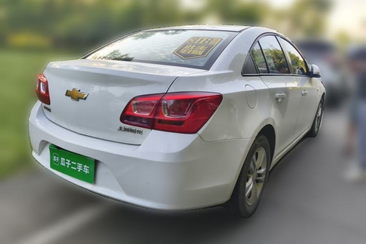 Used Chevrolet Cruze 2015 1.5L Classic SE MT Rear Right 45 Deg
