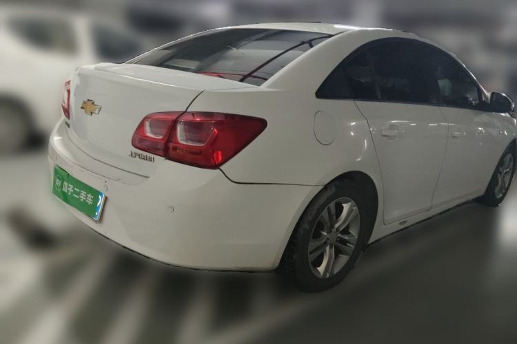 Used Chevrolet Cruze 2015 1.5L Classic SE MT Rear Right 45 Deg