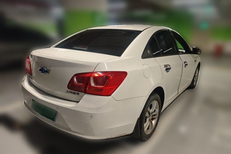Used Chevrolet Cruze 2015 1.5L Classic SE AT Rear Right 45 Deg