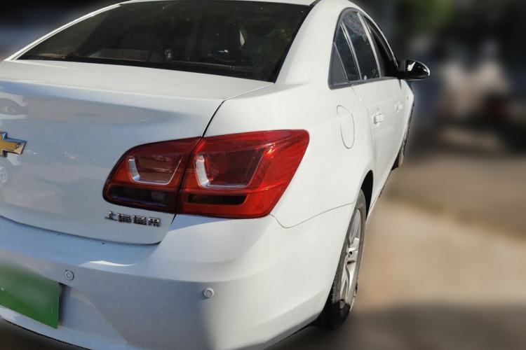 Used Chevrolet Cruze 2015 1.5L Classic SE MT Rear Right 45 Deg
