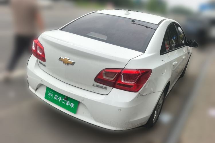 Used Chevrolet Cruze 2015 1.5L Classic SE AT Rear Right 45 Deg