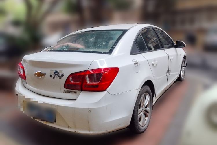 Used Chevrolet Cruze 2015 1.5L Classic SE AT Rear Right 45 Deg