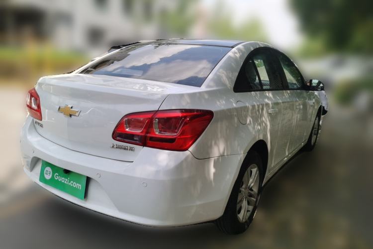 Used Chevrolet Cruze 2015 1.5L Classic SE MT Rear Right 45 Deg