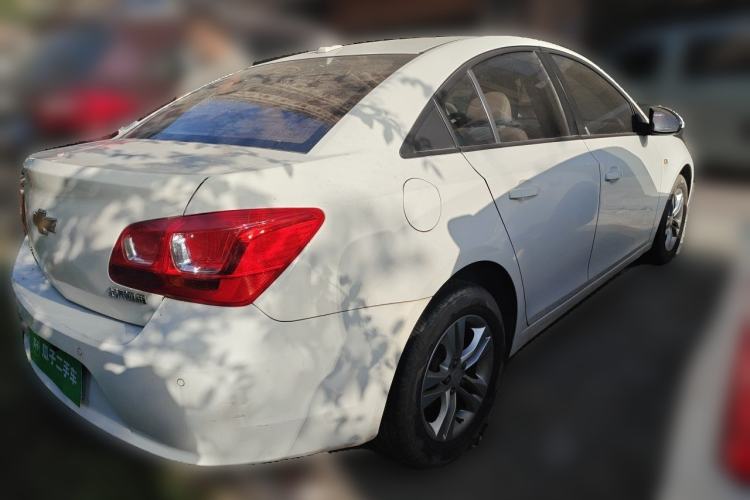 Used Chevrolet Cruze 2015 1.5L Classic SE AT Rear Right 45 Deg