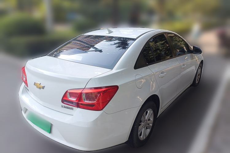 Used Chevrolet Cruze 2015 1.5L Classic SL MT Rear Right 45 Deg