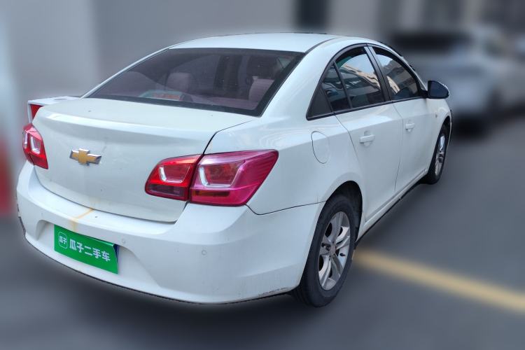 Used Chevrolet Cruze 2015 1.5L Classic SE AT Rear Right 45 Deg