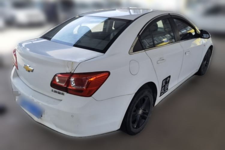 Used Chevrolet Cruze 2015 1.5L Classic SE AT Rear Right 45 Deg