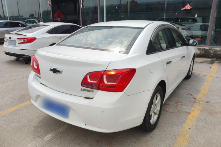 Used Chevrolet Cruze 2015 1.5L Classic SL MT Rear Right 45 Deg