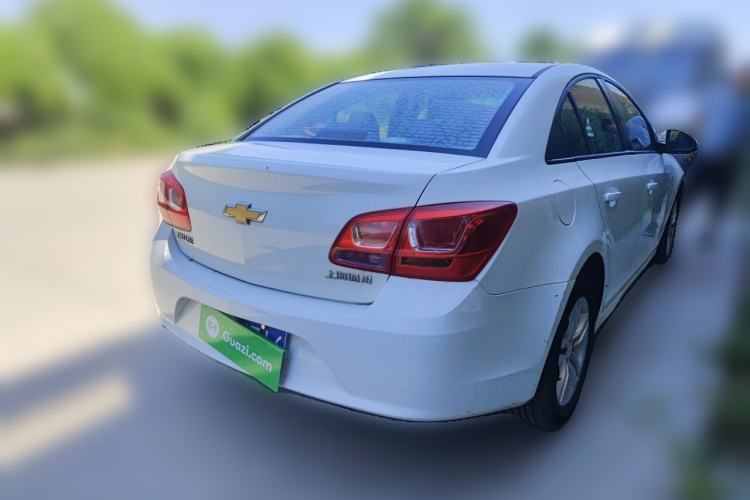 Used Chevrolet Cruze 2015 1.5L Classic SE MT Rear Right 45 Deg