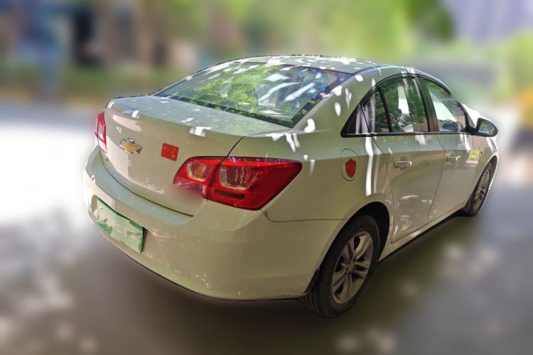 Used Chevrolet Cruze 2015 1.5L Classic SE MT Rear Right 45 Deg