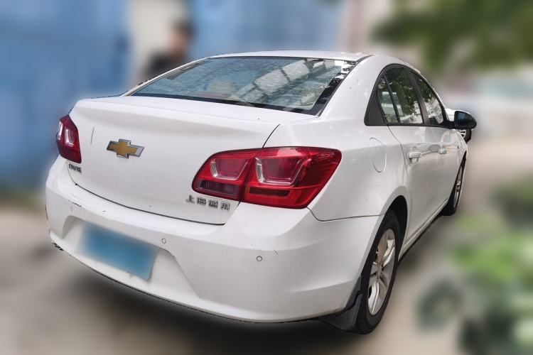 Used Chevrolet Cruze 2015 1.5L Classic SE AT Rear Right 45 Deg