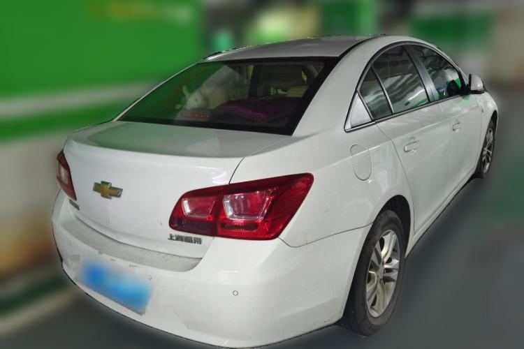 Used Chevrolet Cruze 2015 1.5L Classic SE AT Rear Right 45 Deg