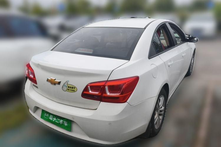 Used Chevrolet Cruze 2015 1.5L Classic SE AT Rear Right 45 Deg