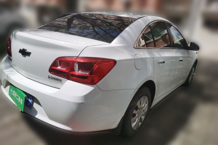Used Chevrolet Cruze 2015 1.5L Classic SL MT Rear Right 45 Deg