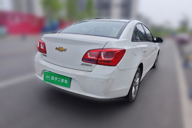 Used Chevrolet Cruze 2015 1.5L Classic SE MT Rear Right 45 Deg