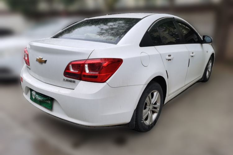 Used Chevrolet Cruze 2015 1.5L Classic SE MT Rear Right 45 Deg