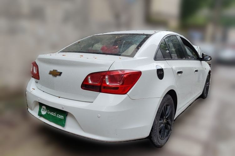 Used Chevrolet Cruze 2015 1.5L Classic SE MT Rear Right 45 Deg