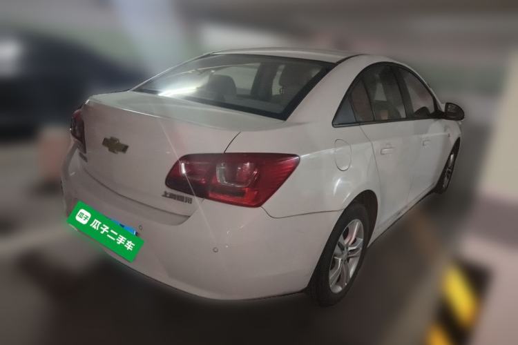 Used Chevrolet Cruze 2015 1.5L Classic SE AT Rear Right 45 Deg