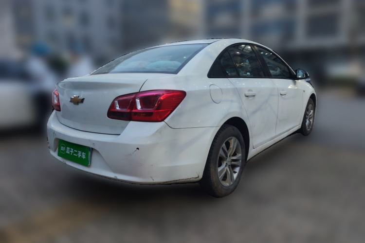 Used Chevrolet Cruze 2015 1.5L Classic SE AT Rear Right 45 Deg