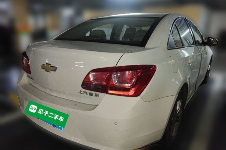 Used Chevrolet Cruze 2015 1.5L Classic SE AT Rear Right 45 Deg