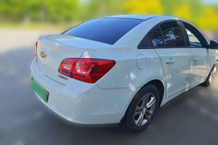 Used Chevrolet Cruze 2015 1.5L Classic SE MT Rear Right 45 Deg
