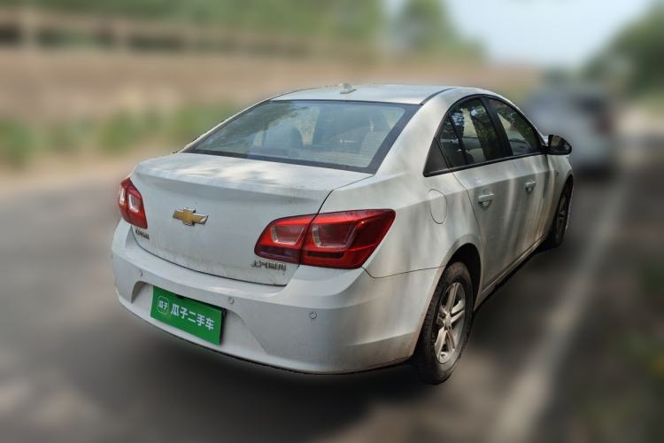 Used Chevrolet Cruze 2015 1.5L Classic SL MT Rear Right 45 Deg