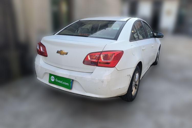 Used Chevrolet Cruze 2015 1.5L Classic SE AT Rear Right 45 Deg