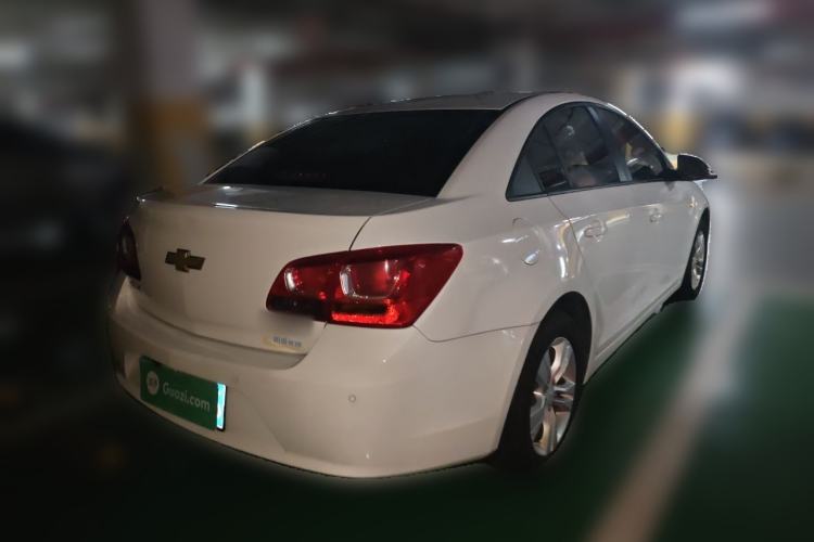 Used Chevrolet Cruze 2015 1.5L Classic SE AT Rear Right 45 Deg