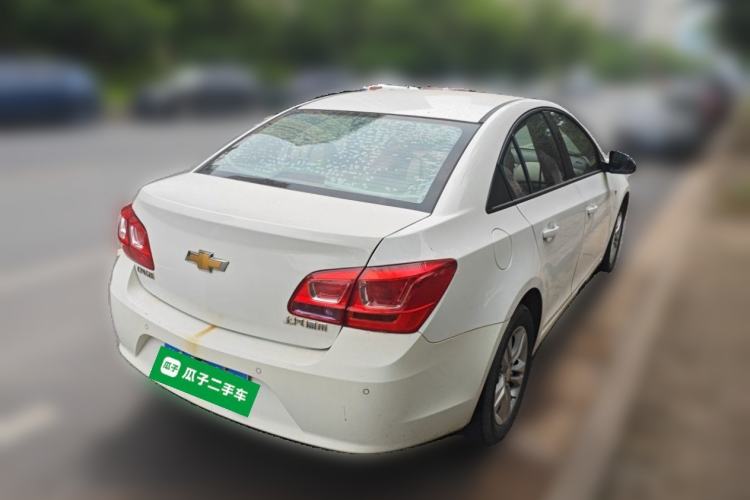 Used Chevrolet Cruze 2015 1.5L Classic SE AT Rear Right 45 Deg